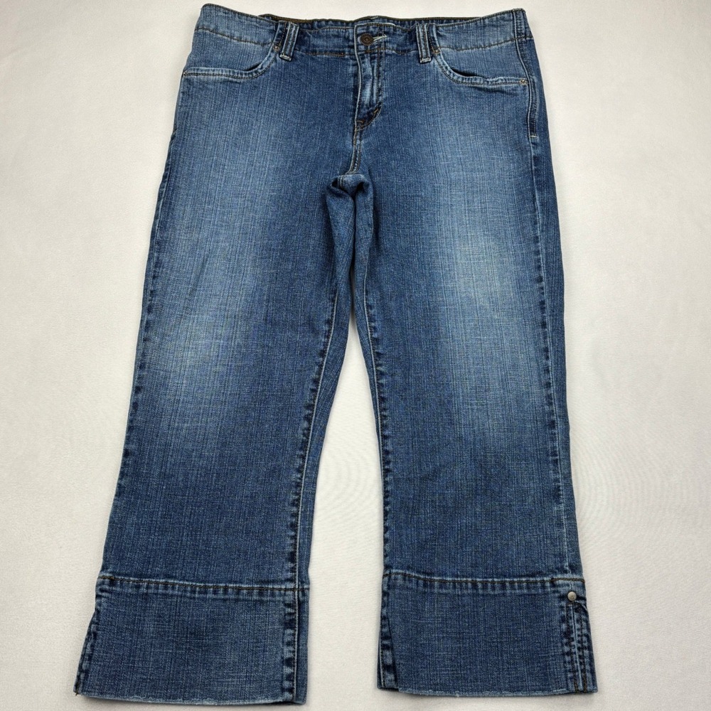 Vintage Levis 515 Capri Jeans Womens 10 Blue Wash Y2K 2000s Wide Cuff Stretch 06